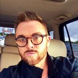 Meet your Posher, Wesley